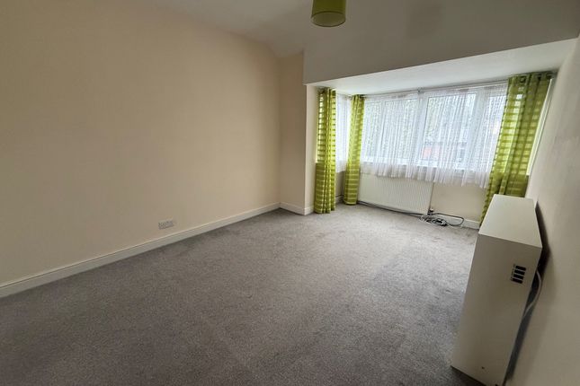 Flat 2, 74, Black Bull Lane, Preston photo 3