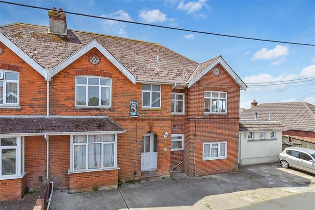 6-bed house on Albany Road, Newport, £228,000