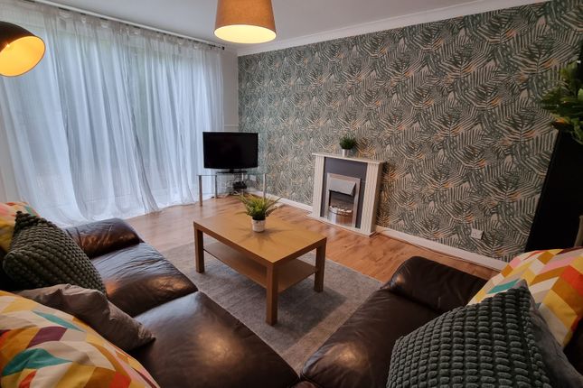 35, Woodbridge Fold, Leeds photo 4