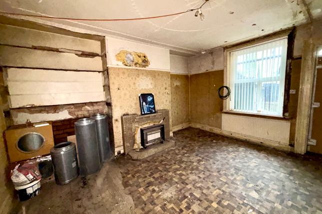 3, Highfield Street, Keighley photo 3