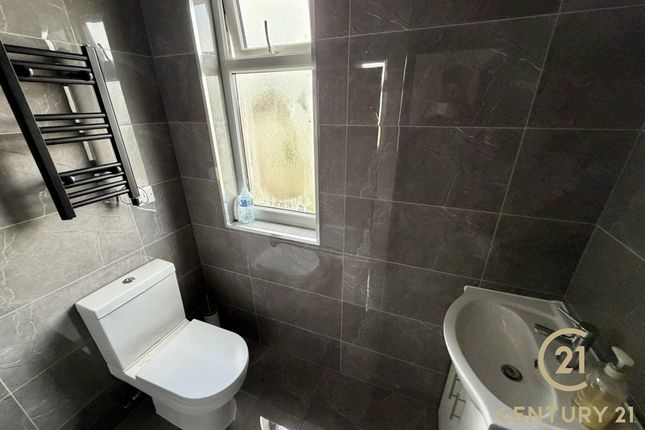 371, Sipson Road, WEST DRAYTON photo 4