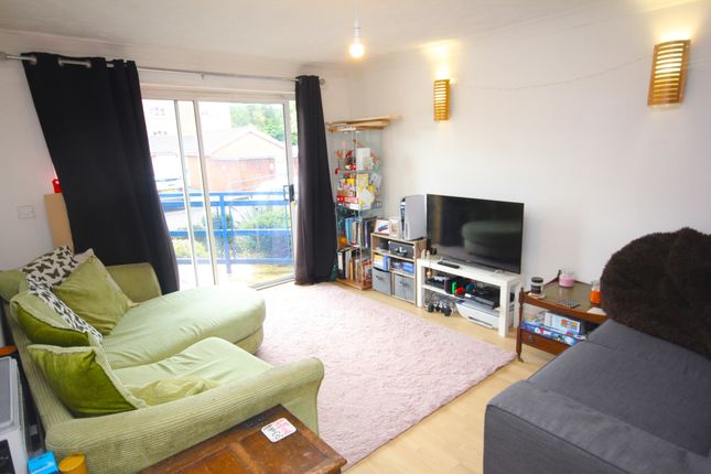 24, Mountbatten Close, Preston photo 2