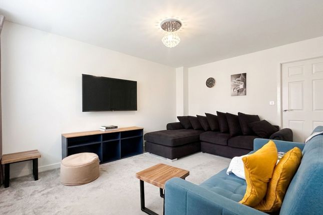 1 Thomas Gray Road, Stockport photo 2