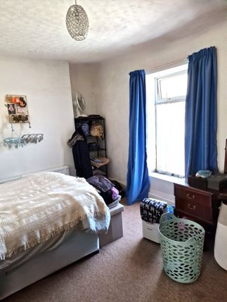 Duplex to rent in Middle Road, Swansea