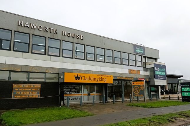 Retail premises to let in First Floor, Haworth House, Clough Road, Hull