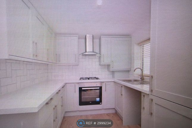 Ealing Terrace, Rushden photo 5