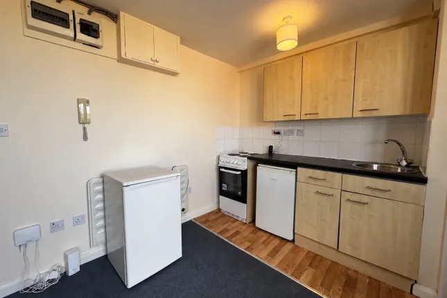 24, Salisbury Street, Southampton photo 5
