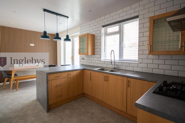 19, Woodrow Avenue, Saltburn-By-The-Sea photo 4