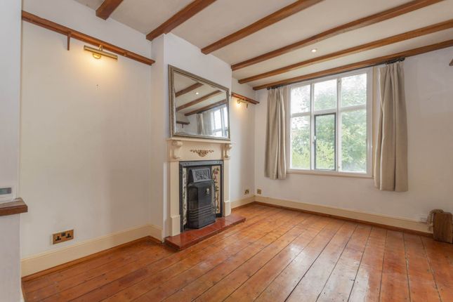 Yew Cottage, Chapel Lane, Norwich photo 4