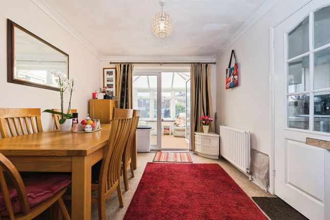 9, Brook Road, Eastleigh photo 3