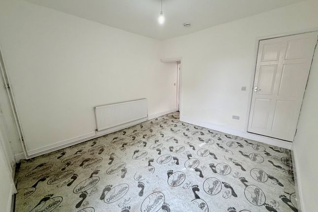 62, St. James Road, Derbyshire photo 4