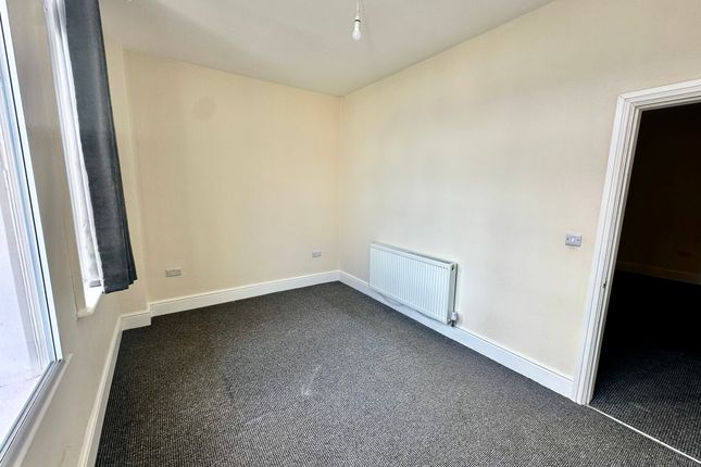 Flat to rent in Clerkson Street, Mansfield