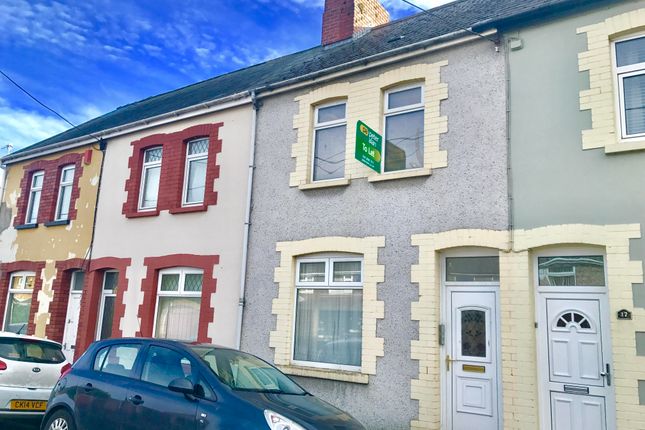 2-bed house on 19, Caerphilly, £950/mo
