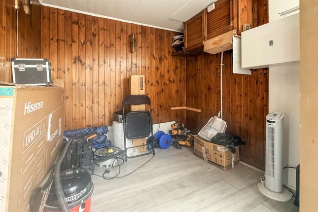 3, Delta Grove, Middlesex photo 3
