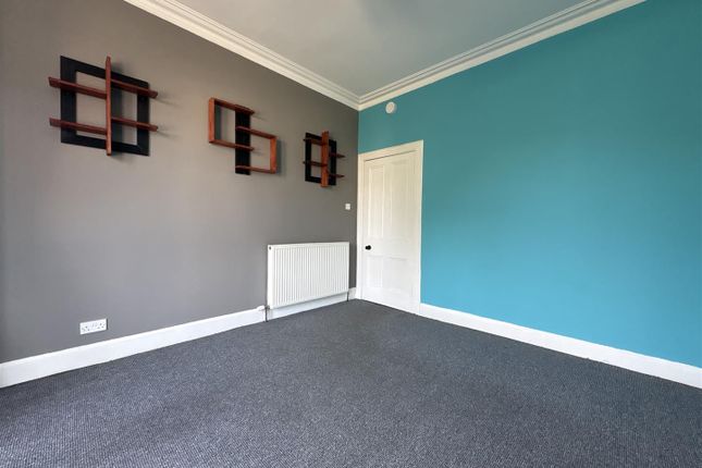 64B, Crieff Road, Perth photo 4