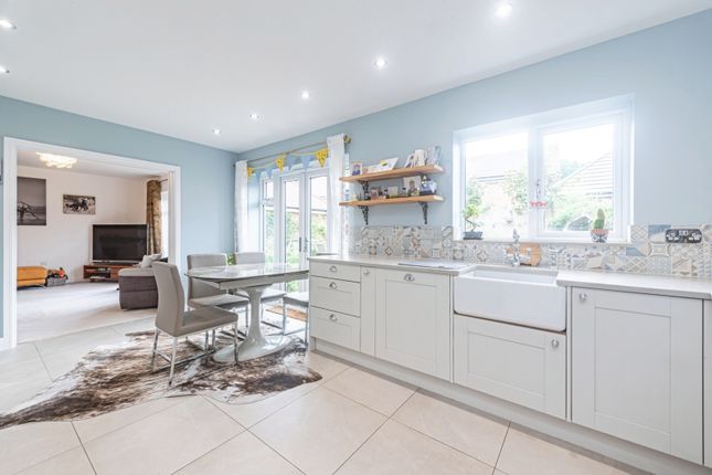 5, Cortland Drive, Tadley photo 4