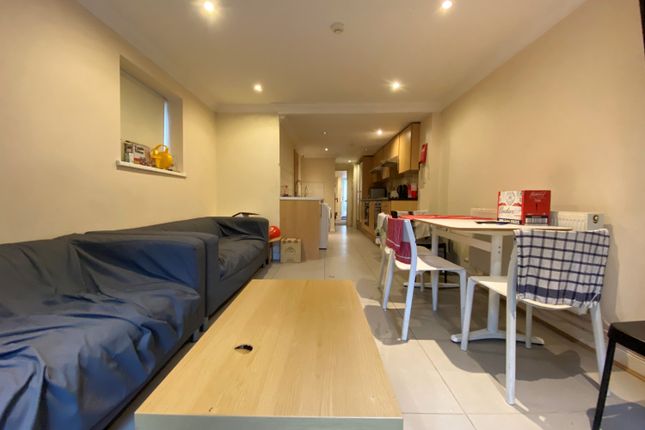 105, Rhymney Street, Cardiff photo 2