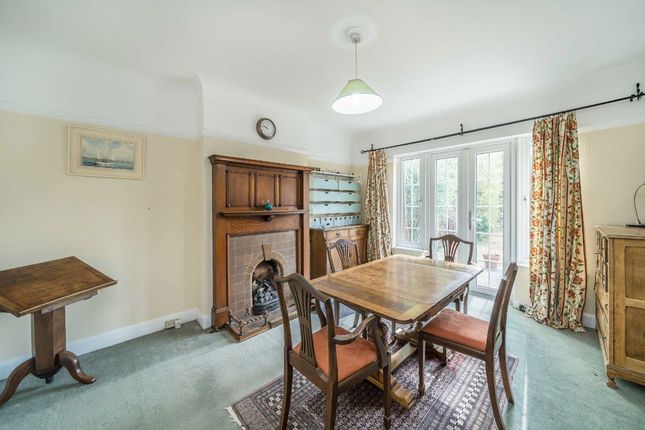 66, Briar Avenue, London photo 4