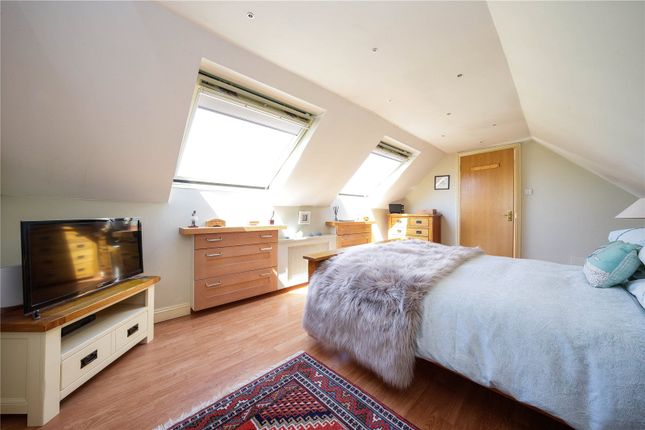 9, Cedar Drive, Maidstone photo 3