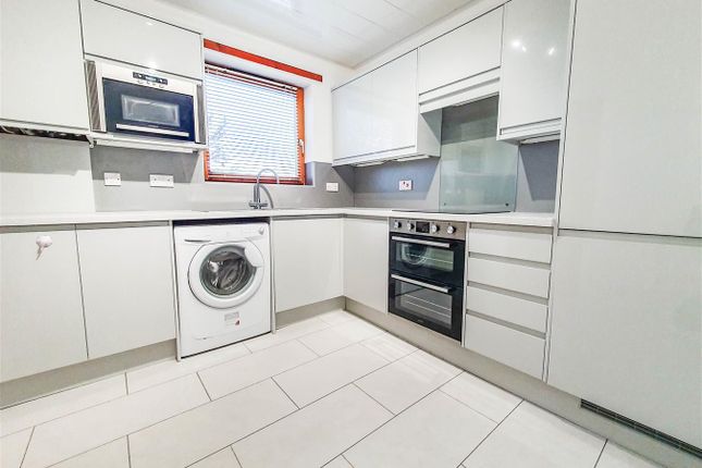 46, Links Road, Leven photo 4