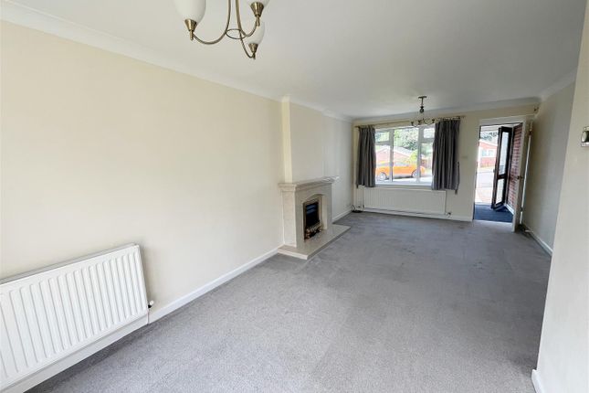 17, Millbank Drive, Cheshire photo 4