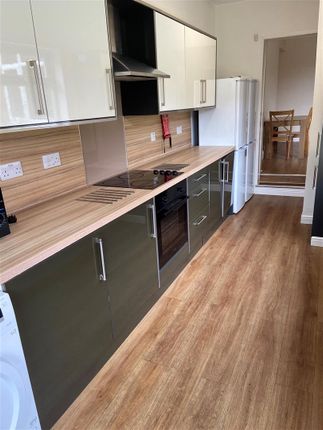 Shared accommodation for sale in Wellesley Avenue, Bevereley Road, Hull