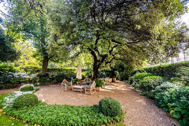 Hyde Park Gardens, Hyde Park Estate photo 4