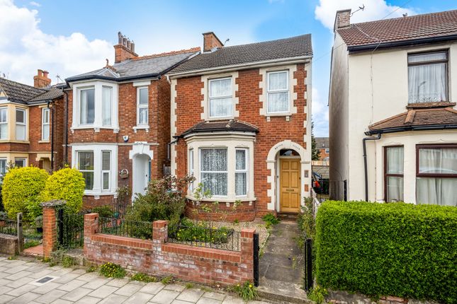 Terraced house for sale in Bierton Road, Aylesbury