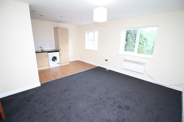 27, Parsons Way, Manchester photo 2