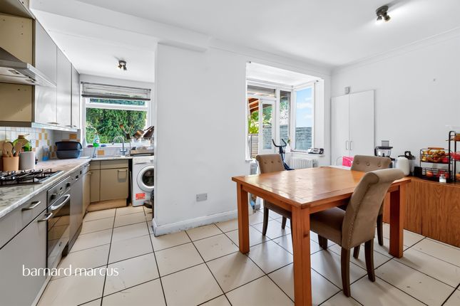 106, Alexandra Road, London photo 4