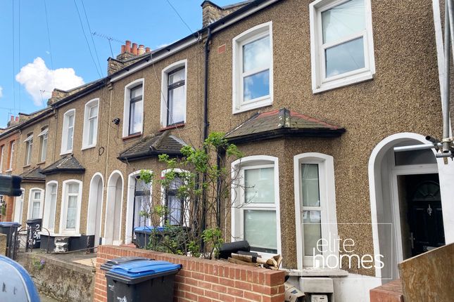 Thumbnail Terraced house to rent in Bath Road, London
