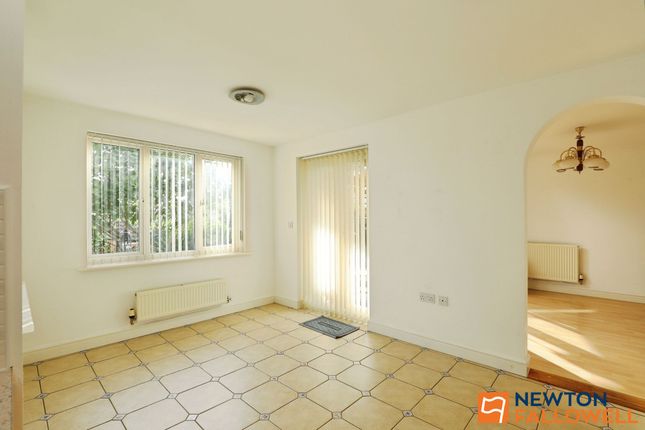 64 Lindisfarne Way, Grantham photo 4