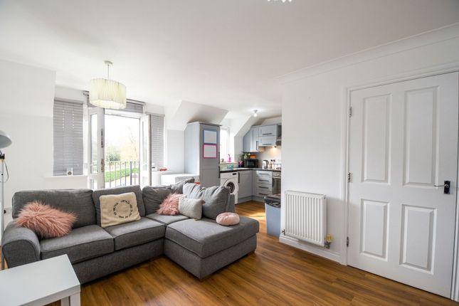 34 Verdant Lane, Manchester photo 2