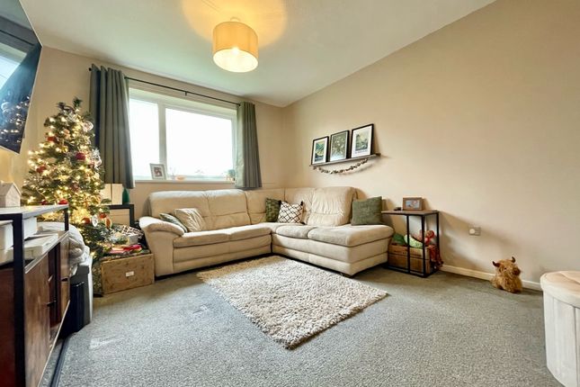 26, Black Rocks Avenue, Matlock photo 2