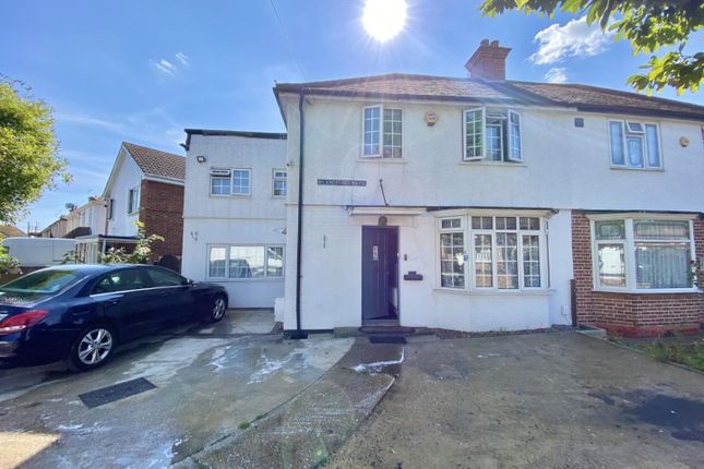 Property for sale in Blandford Waye, Hayes