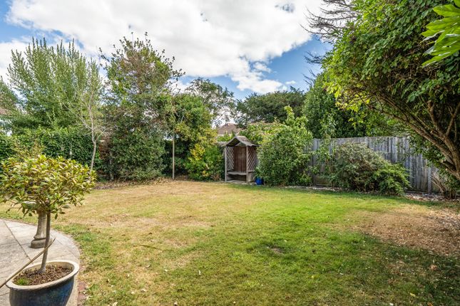 38, Silverston Avenue, Bognor Regis photo 2