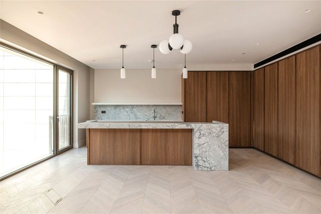 Flat 16, 1, Carrington Street, London photo 4