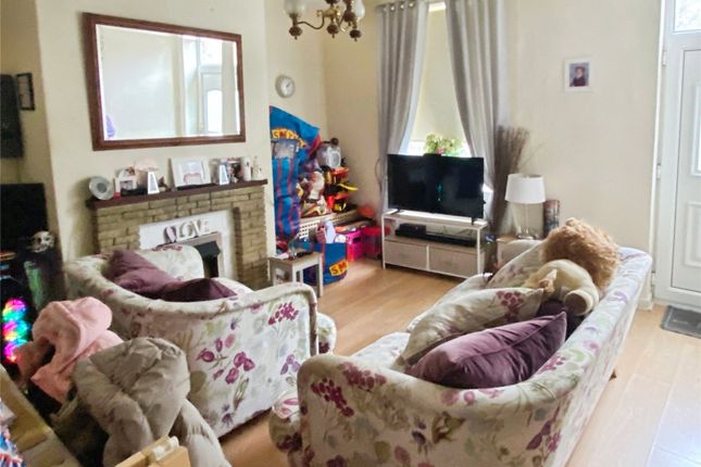 132, Lees Hall Road, Dewsbury photo 2