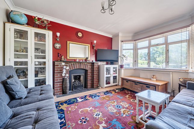 11, Blakeney Court, Maidenhead photo 3