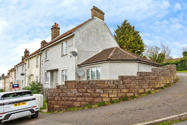 1, Huntley Avenue, Gravesend photo 2