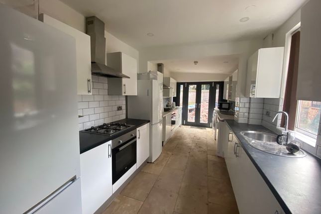 14, Sherwin Grove, Nottingham photo 2