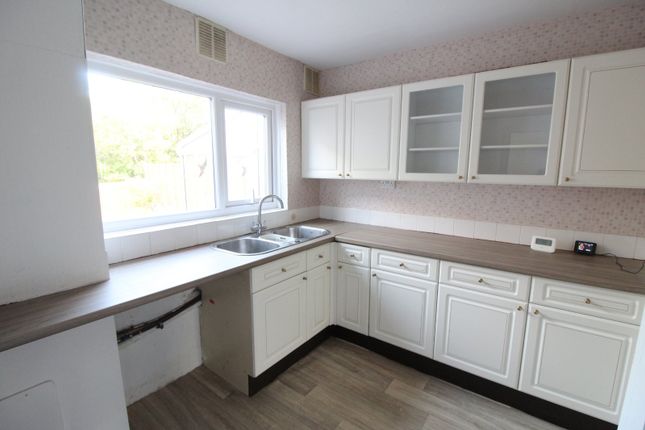 566, Barrows Lane, West Midlands photo 2