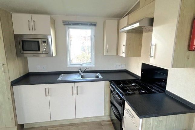 Holiday Home, Victory Atlantic, Towyn Road, Towyn photo 4
