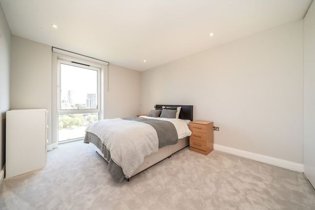 Flat 46, Horizon, 21, Plough Road, London photo 4