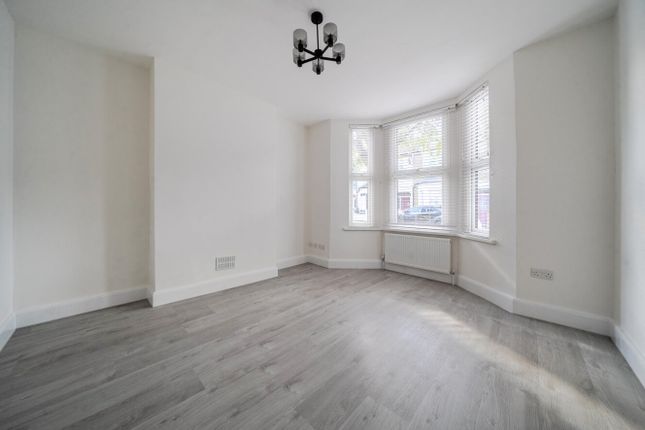 Abdale Road, London photo 2