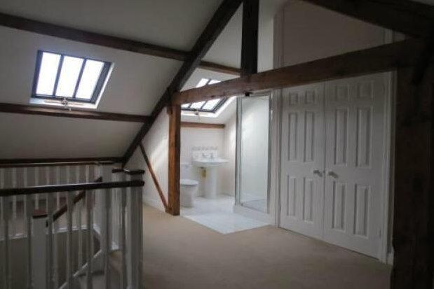 Flat to rent in Duncombe Place, York