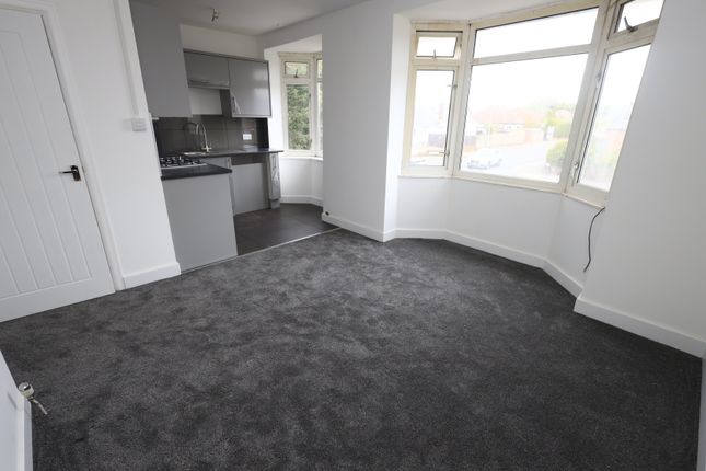 Herbert Avenue, Poole photo 3