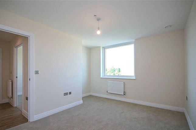 49, Empire House, Welwyn Garden City photo 4