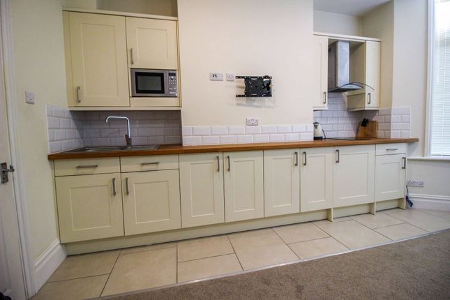 Studio 1, 35 Victoria Road, Swindon photo 4