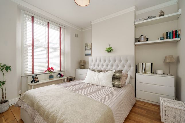 Ground Floor Flat, 98, Broughton Road, London photo 4